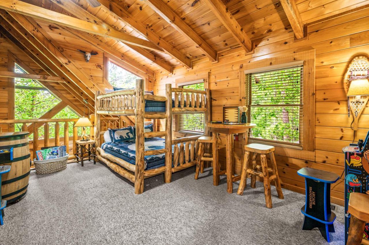 Charming Cabin W/ Hot Tub, Game Room, Top Location Pigeon Forge Exterior foto